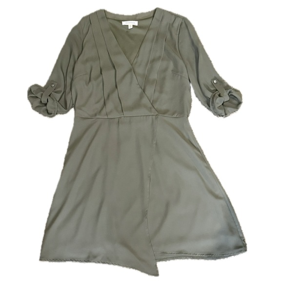👗👢 MONTEAU Los Angeles Classic Olive Green Chic Preppy Minimalist Dress, Sz M - Picture 1 of 7